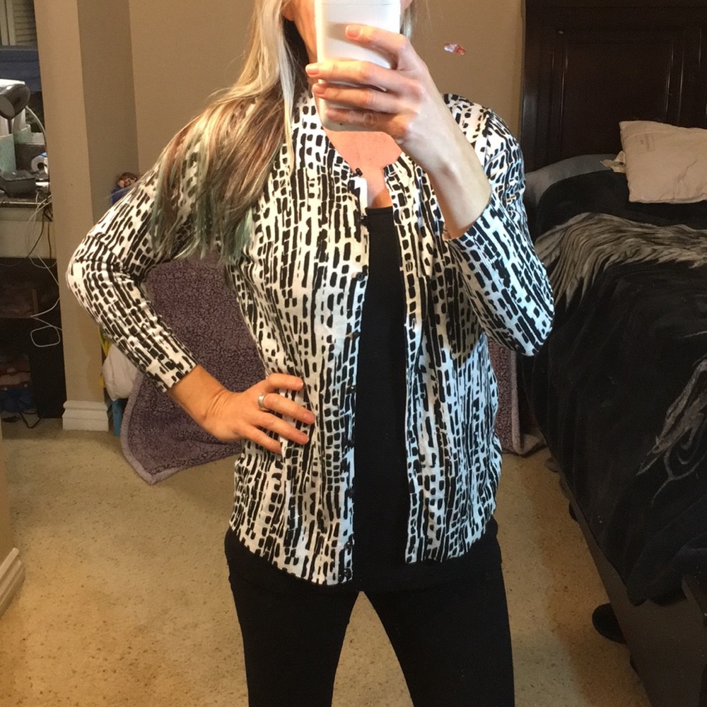 Like New Sweater By The Loft